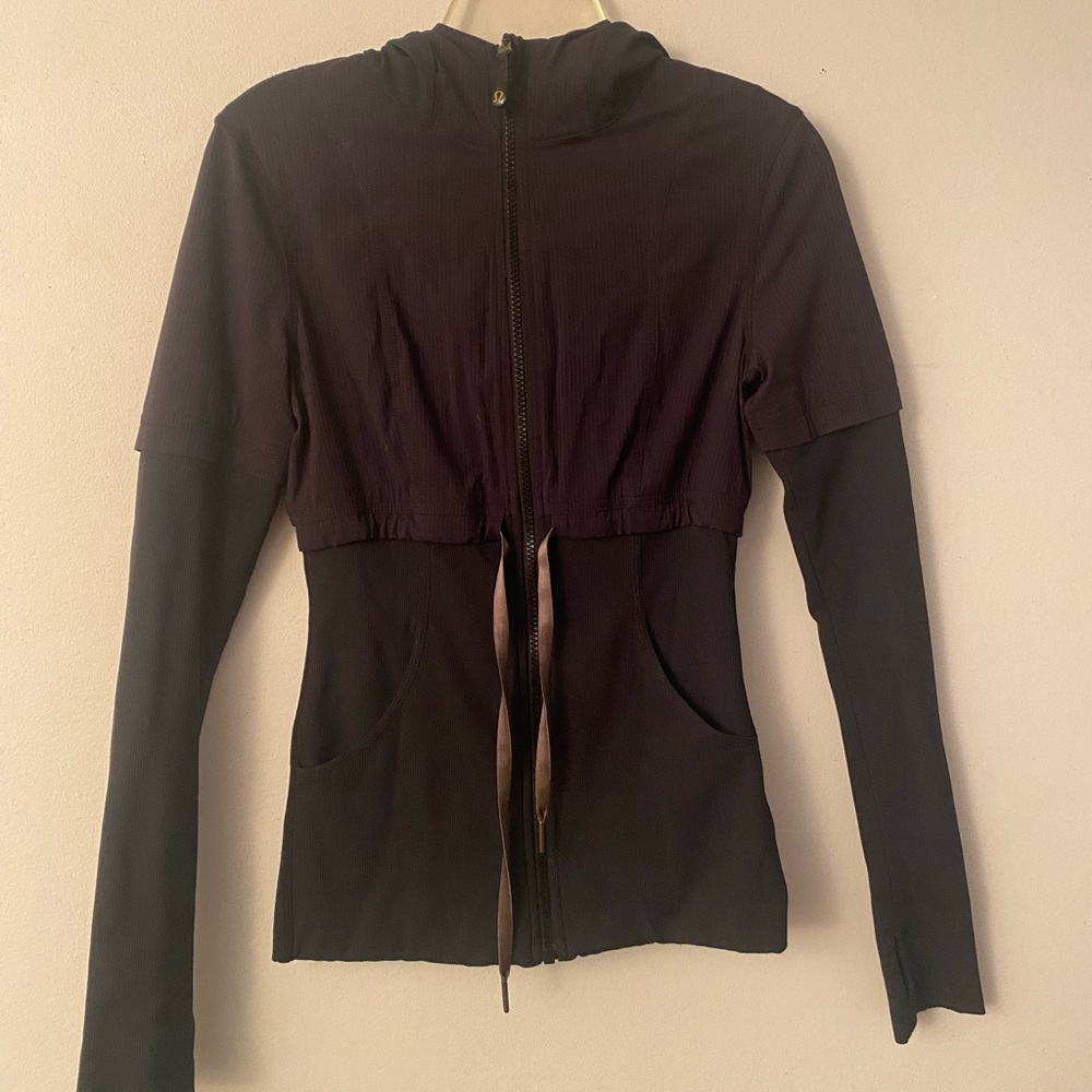 Lululemon reversible fitted jacked